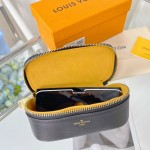 Replica Louis Vuitton Sunglasses Pouch GM