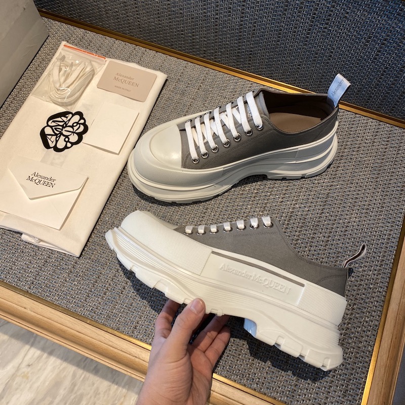 Alexander McQueen Tread Slick Lace up Sneakers Grey
