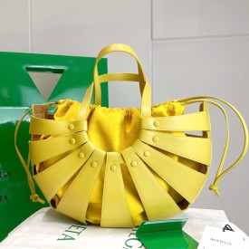B V The Shell Bag Yellow