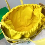 B V The Shell Bag Yellow