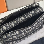 Replica Dior Maxi Safari Bag with Strap