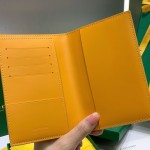 Go yard Grenelle Passport Cover Yellow