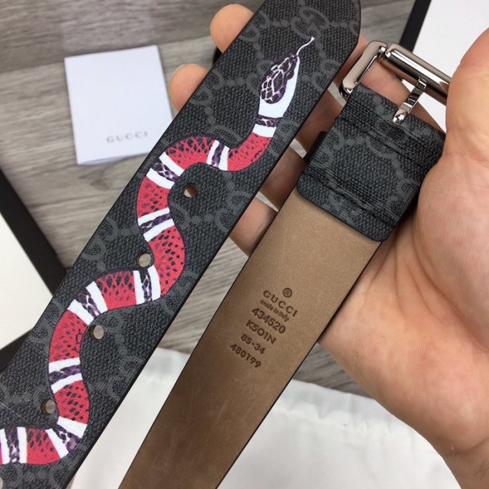 Ru landmænd Styrke Gucci GG belt with Kingsnake print Black