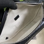 Replica Gucci GG embossed belt bag