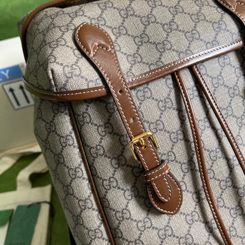 Gucci Medium backpack with Interlocking G ‎696013 Brown