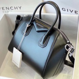 Replica Givenchy Medium Antigona bag in Black