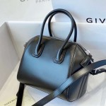 Replica Givenchy Small Antigona bag in Black