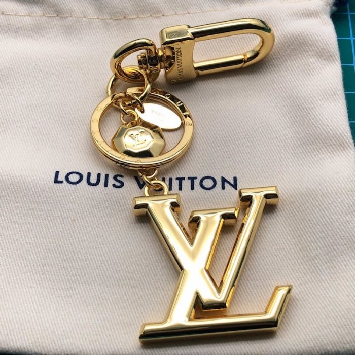 Replica Louis Vuitton Spring Street Bag Charm and Key Holder M69008 for  Sale