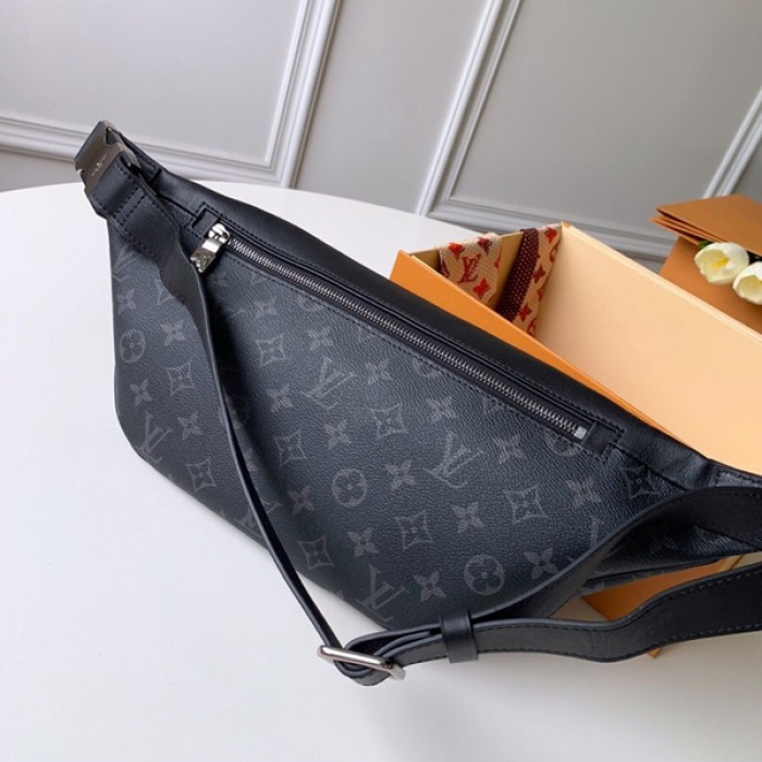 Shop Louis Vuitton Discovery Discovery bumbag pm (M46036) by IMPORTfabulous