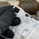 Replica Louis Vuitton City Keepall White