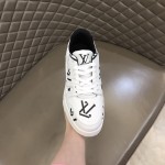 Replica LV Trainer Sneakers