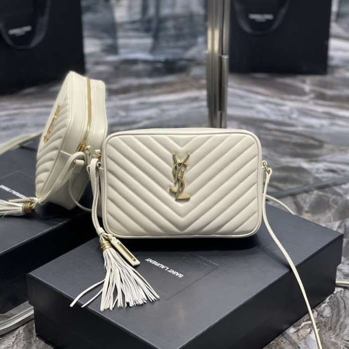 White Saint Laurent Lou Camera Bag In Quilted Leather in Grey Khaki Womens Shoulder bags Saint Laurent Shoulder bags 