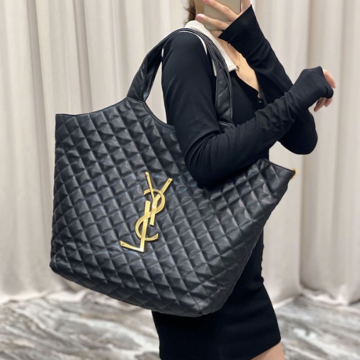 YSL Saint Laurent icare maxi shopping bag in quilted lambskin Black